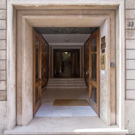 Vatican Relais 3*