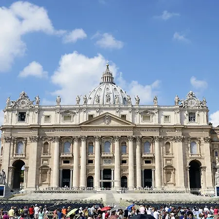 Vatican Relais